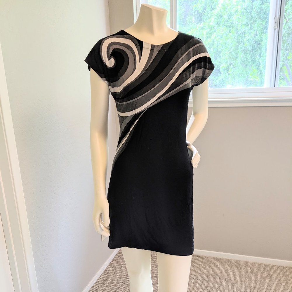 Brooklyn Industries Groovy Swirl Dress